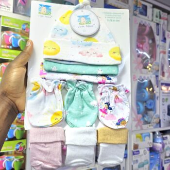 Cotton Caps,Mittens And Socks 
Newborn Set 0-6m