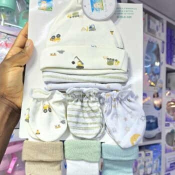 Cotton Caps, Mittens
And Socks Newborn Set 0_6m