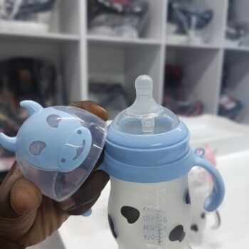 Silicone baby bottle