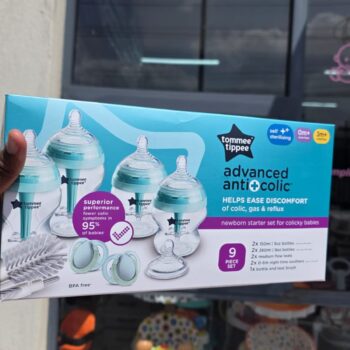 Tommee Tippee Advanced Anti-Colic Newborn Starter Set, 
a 9-piece feeding Bootle